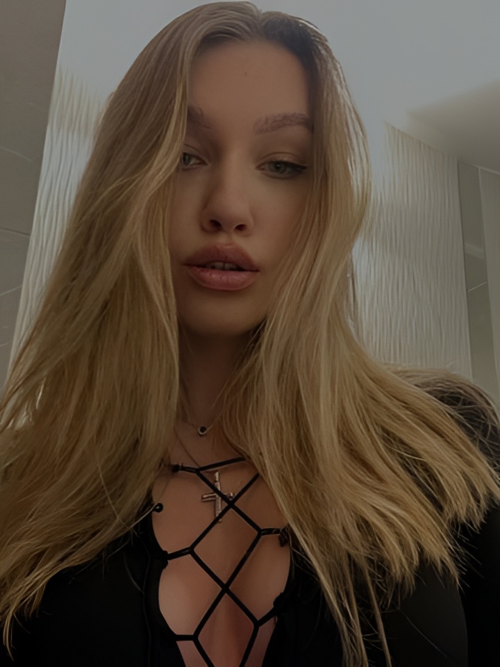 Магдалина привлекальеная девушка из Бойковского цена от 5000 руб