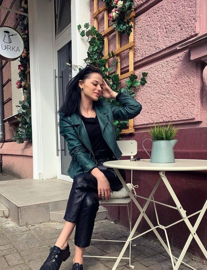 🎥 Ева привлекальеная девушка из Бойковского цена от 3000 руб