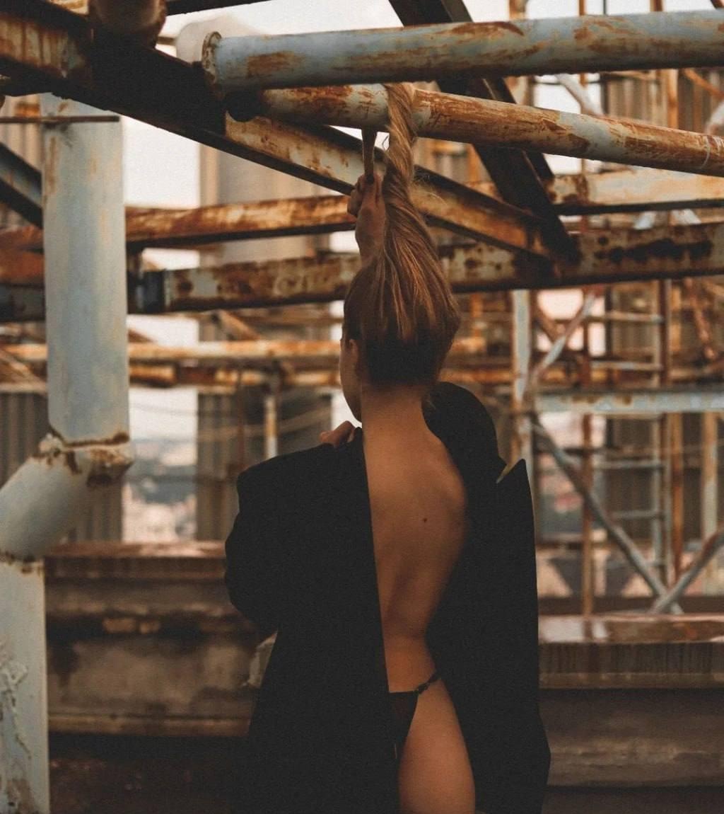 Тонечка привлекальеная девушка из Бойковского цена от 6000 руб