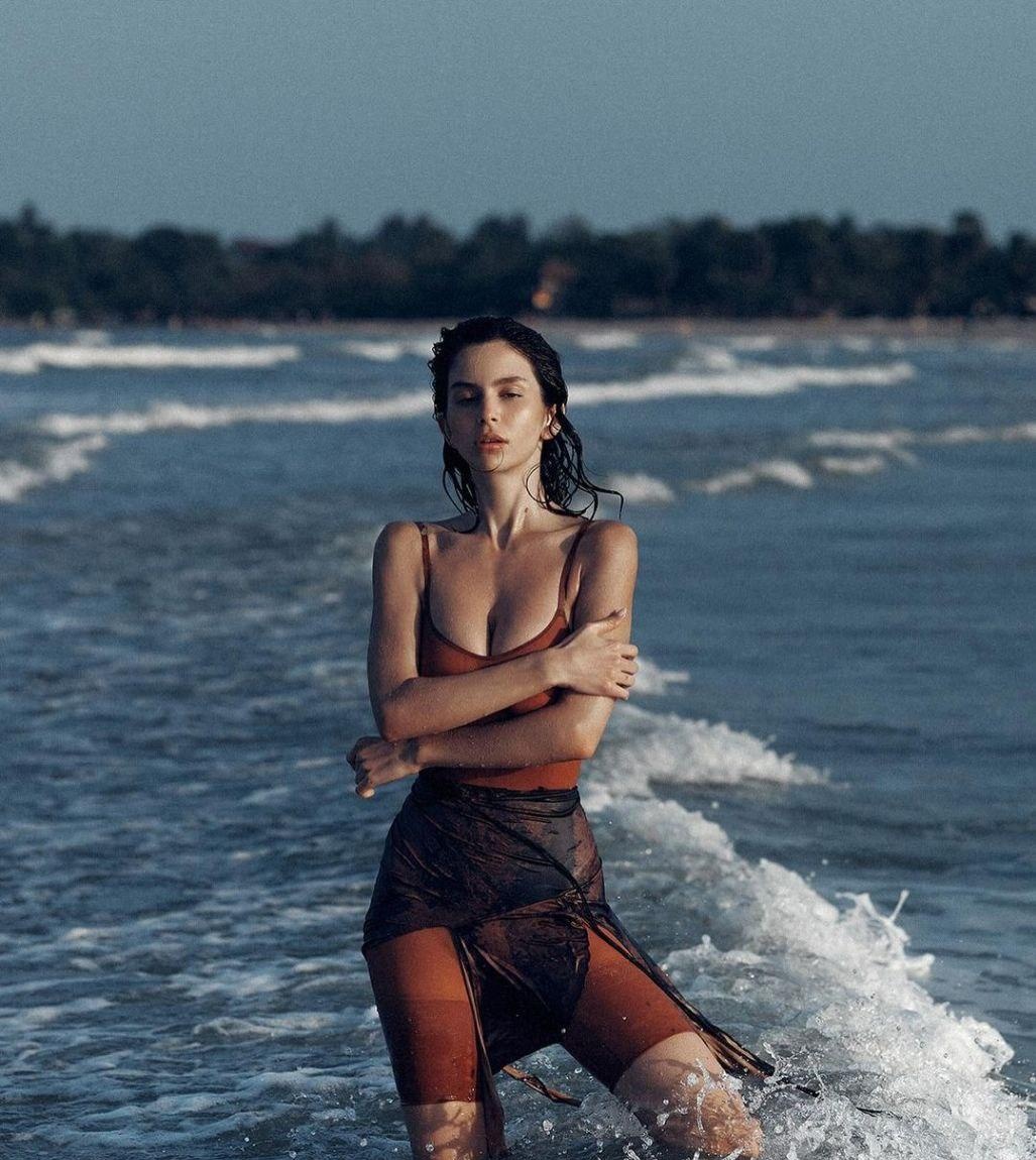 Иветта привлекательная девушка из Бойковского цена от 6000 руб