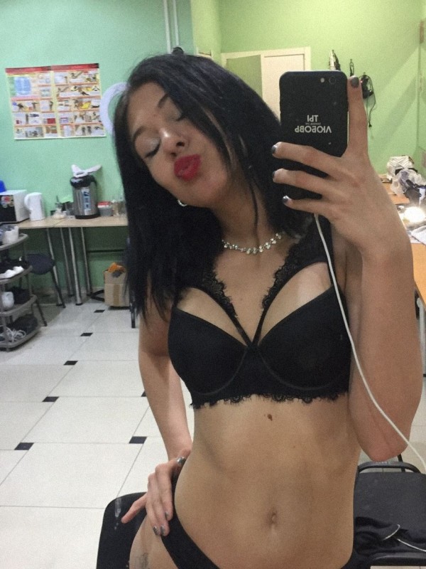 Лика привлекательная девушка из Бойковского цена от 3500 руб